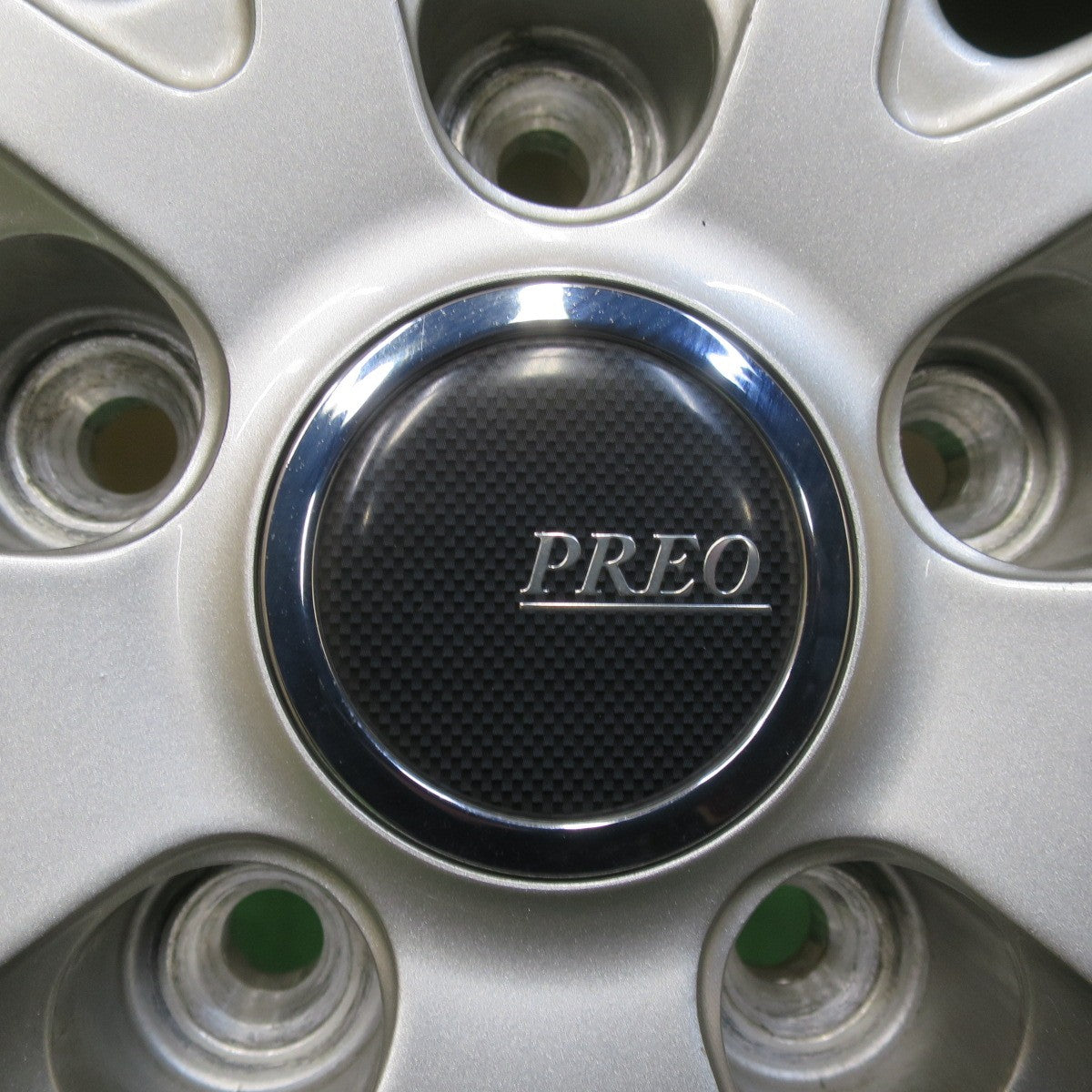バリ溝！22年！キレイ！9分★スタッドレス 225/65R17 ブリヂストン ブリザック VRX3 PREO プレオ 17インチ PCD114.3/5H★5112201イス