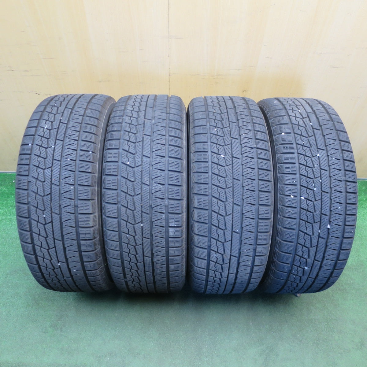 バリ溝！22年！9.5分★BMW 等 TECMAG Type 207R 235/55R17 スタッドレス ヨコハマ アイスガード iG70 テクマグ 17インチ PCD112/5H★6051801NJス