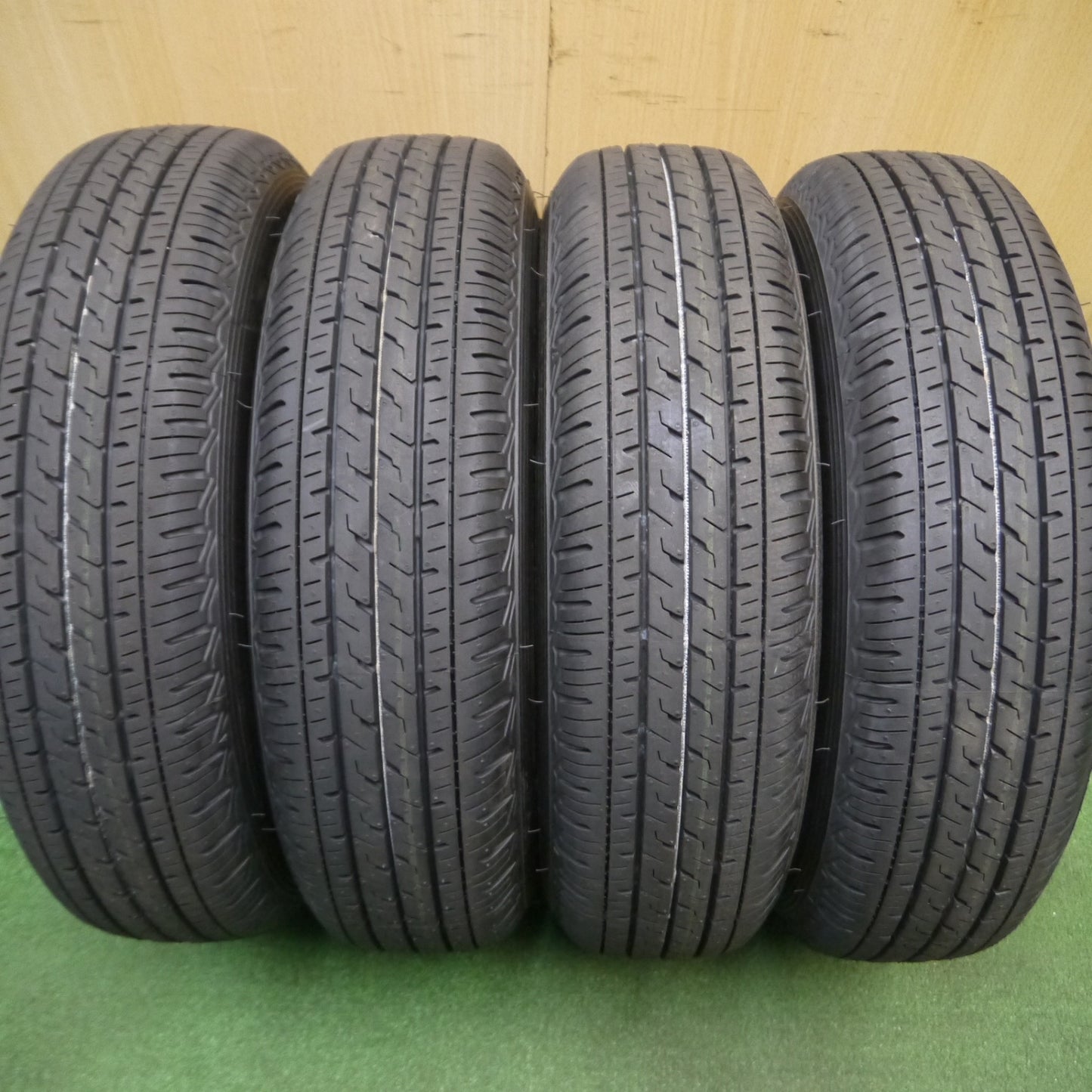 [送料無料] 新車外し！24年★ダイハツ アトレー 純正 スチール 145/80R12 80/78N ブリヂストン エコピア R710A 12インチ PCD100/4H★5020407Hノ