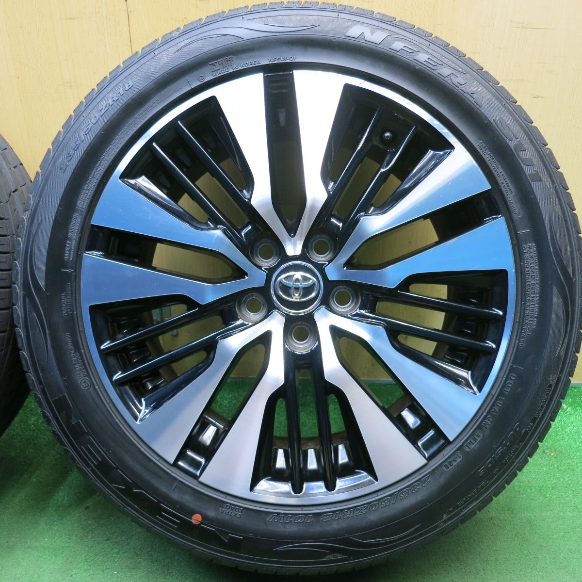ほぼ未使用！26年◎トヨタ 30系 アルファード ヴェルファイア SC ZG パッケージ 純正 235/50R18 ネクセン N'FERA SU1 18インチ PCD114.3/5H◎6101506HAノ