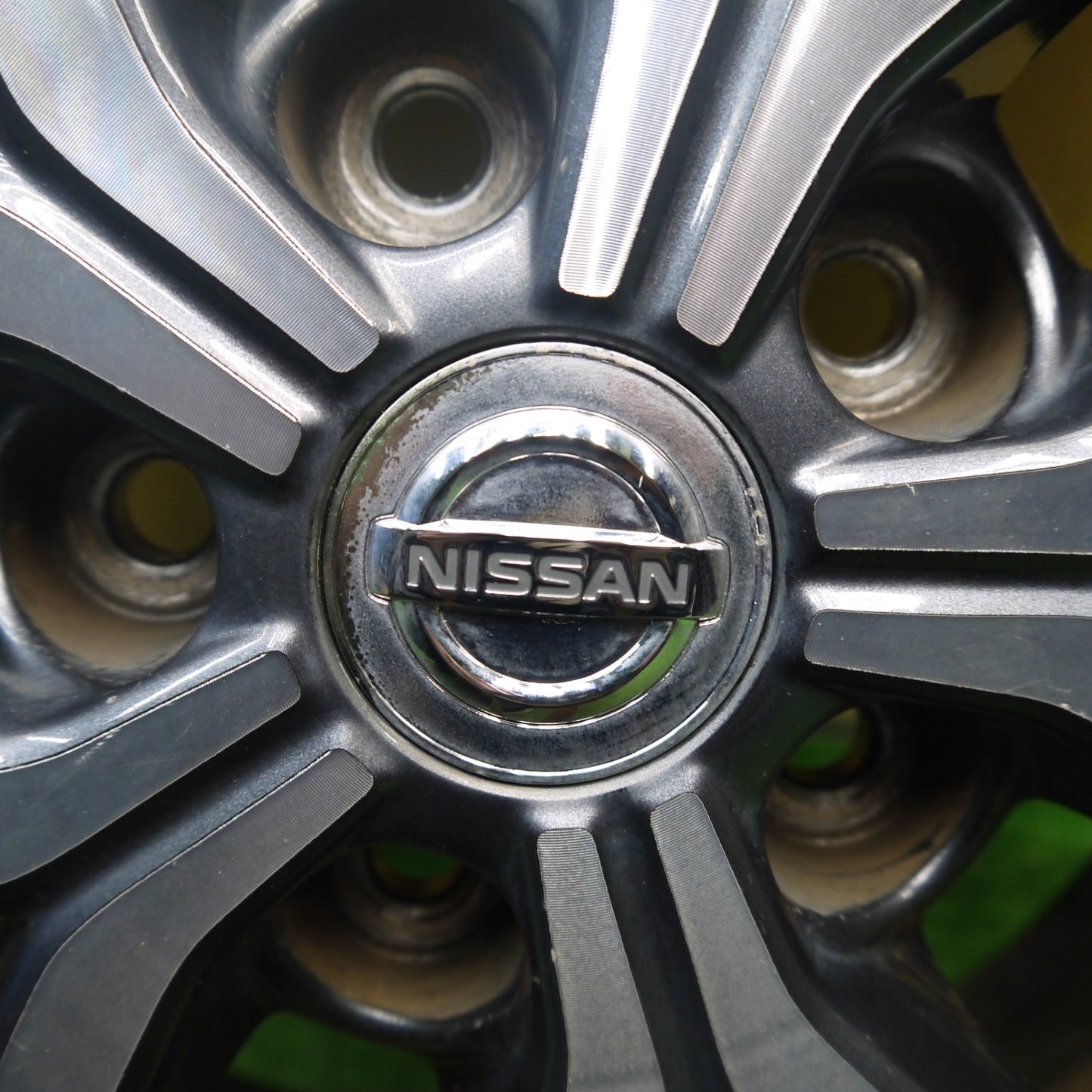 [送料無料] バリ溝！23年！9.5分★日産 C27 セレナ ハイウェイスター 純正 195/60R16 ヨコハマ BluEarth-RV RV03 16インチ PCD114.3/5H★5033103Hノ