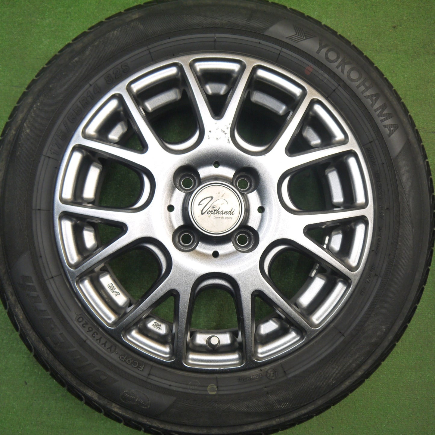 4本価格★175/65R14 ヨコハマ ブルーアース AE01F Verthandi ヴェルザンディ ヴェルサンディ 14インチ PCD100/4H★5121601Hノ