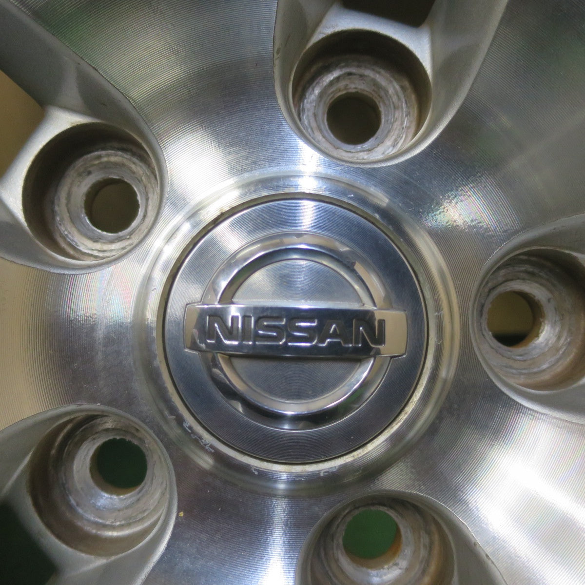 バリ溝！22年！ほぼ10分◎日産 Y50 フーガ 純正 225/55R17 スタッドレス ダンロップ ウインターマックス WM02 17インチ PCD114.3/5H◎6072601イス