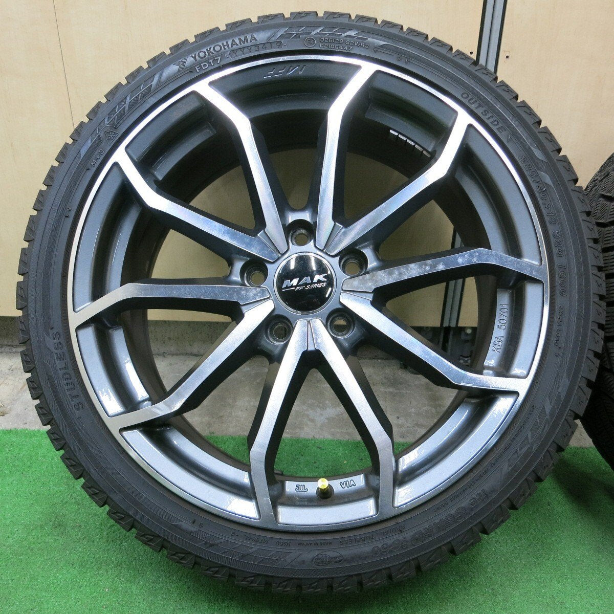 4本価格★ベンツ 等 MAK FF SERIES 225/40R18 スタッドレス ヨコハマ アイスガード iG60 18インチ PCD112/5H★4060503ナス