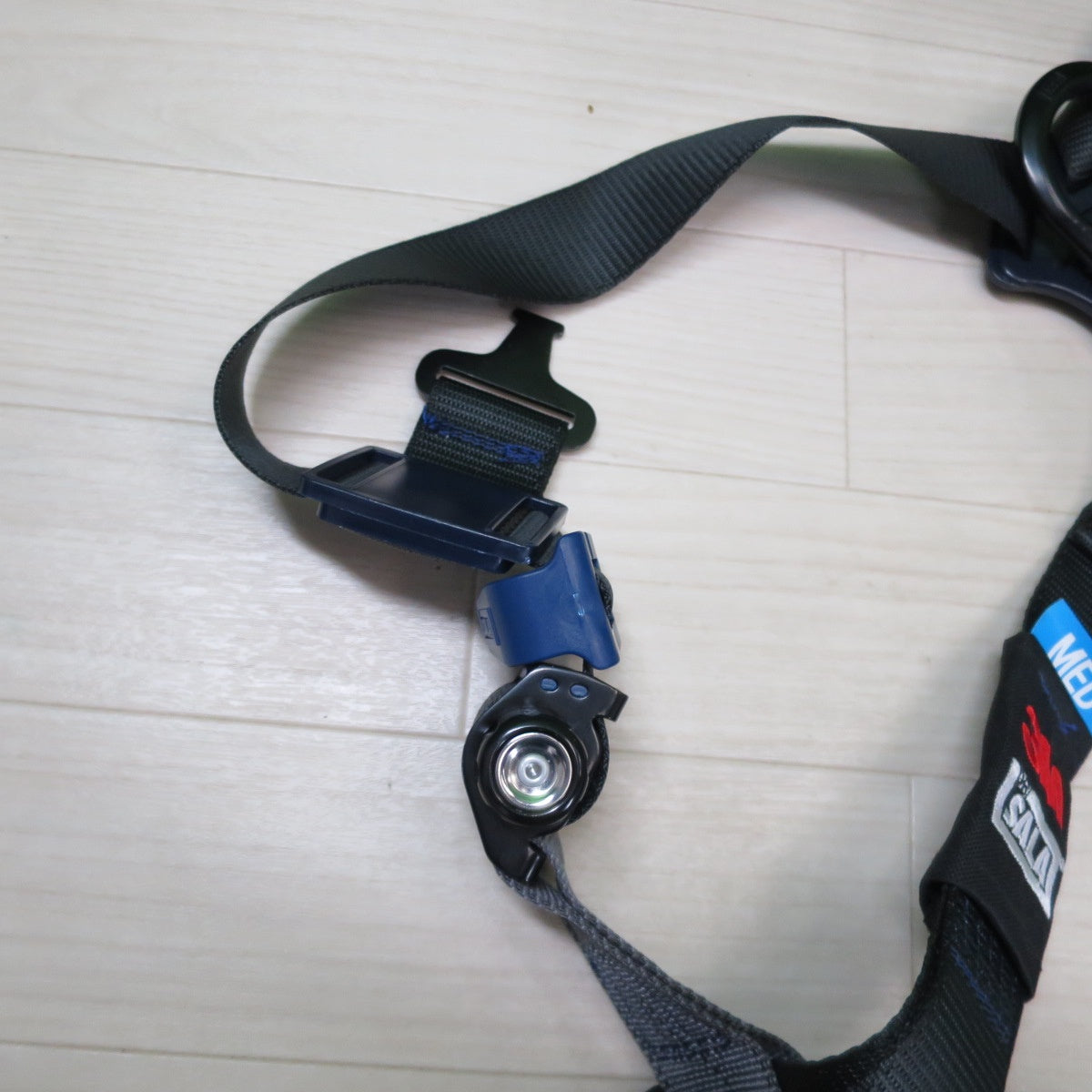 [送料無料] ほぼ未使用☆スリーエム 3M DBI SALA Nano Lock Light サラ ナノロック ライト 1.5m 巻取り式 ランヤード ハーネス セット 3101740 MED 収納バッグ付き☆