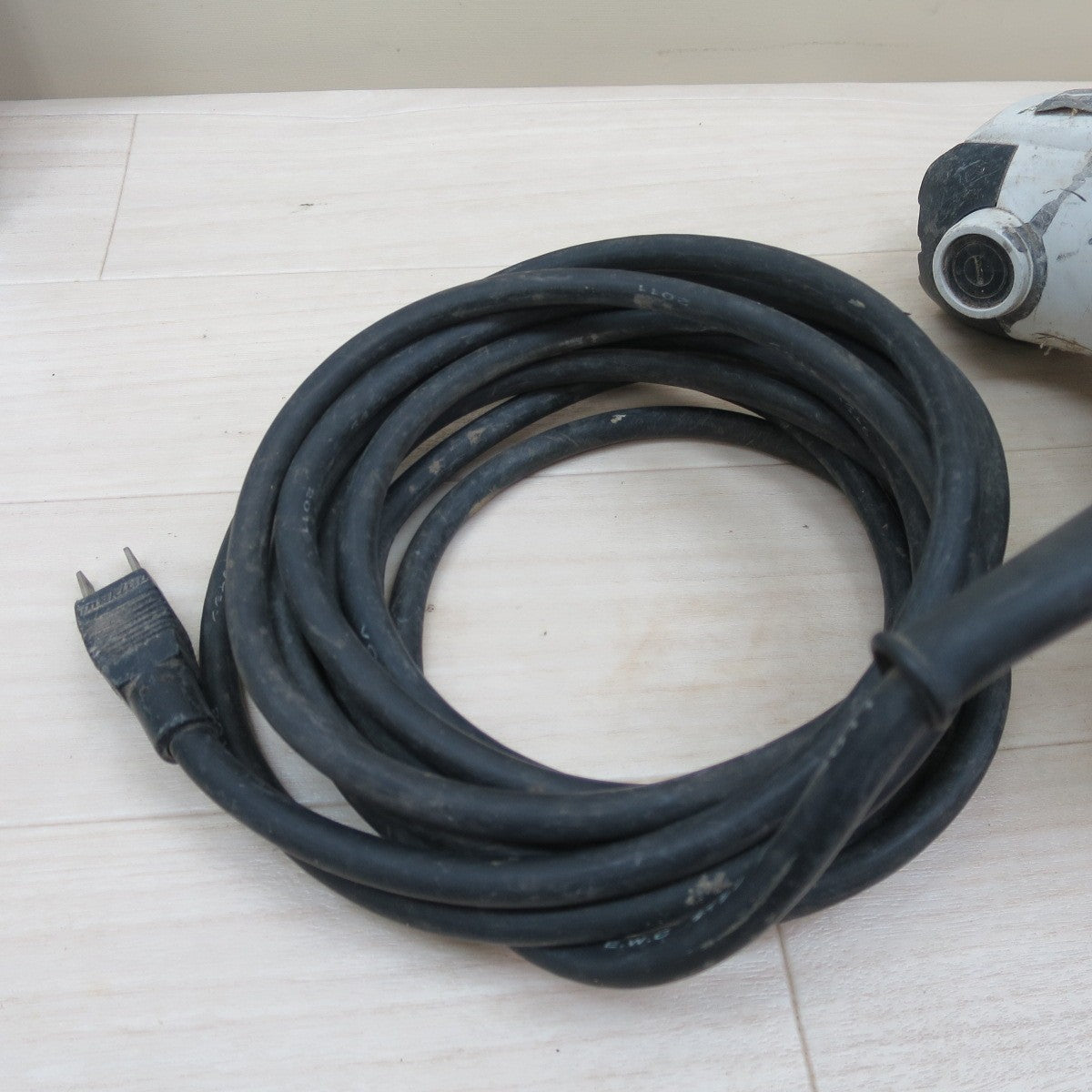 ☆マキタ 165mm 電子 マルノコ 5732C 電動 工具 切断機 木工用 超硬 丸のこ 丸ノコ 丸鋸 コード式 電気 makita 100V☆