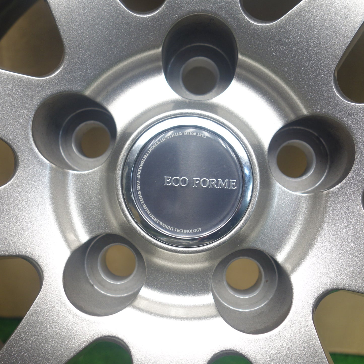 バリ溝！23年！キレイ！9.5分★スタッドレス 195/60R17 ブリヂストン ブリザック VRX2 ECO FORME エコフォルム 17インチ PCD114.3/5H★6031102KTス