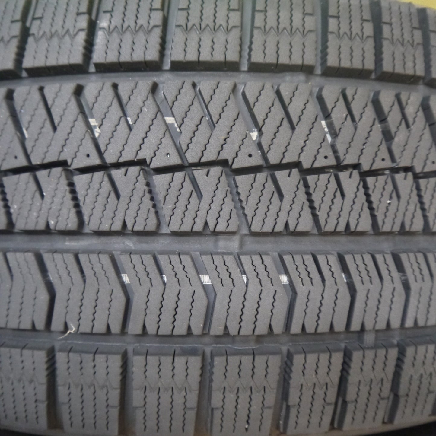 バリ溝！9.5分★スタッドレス 205/55R16 ブリヂストン ブリザック XG02 タイヤ 16インチ MINI ミニ クロスオーバー 等★6010507Hスタ