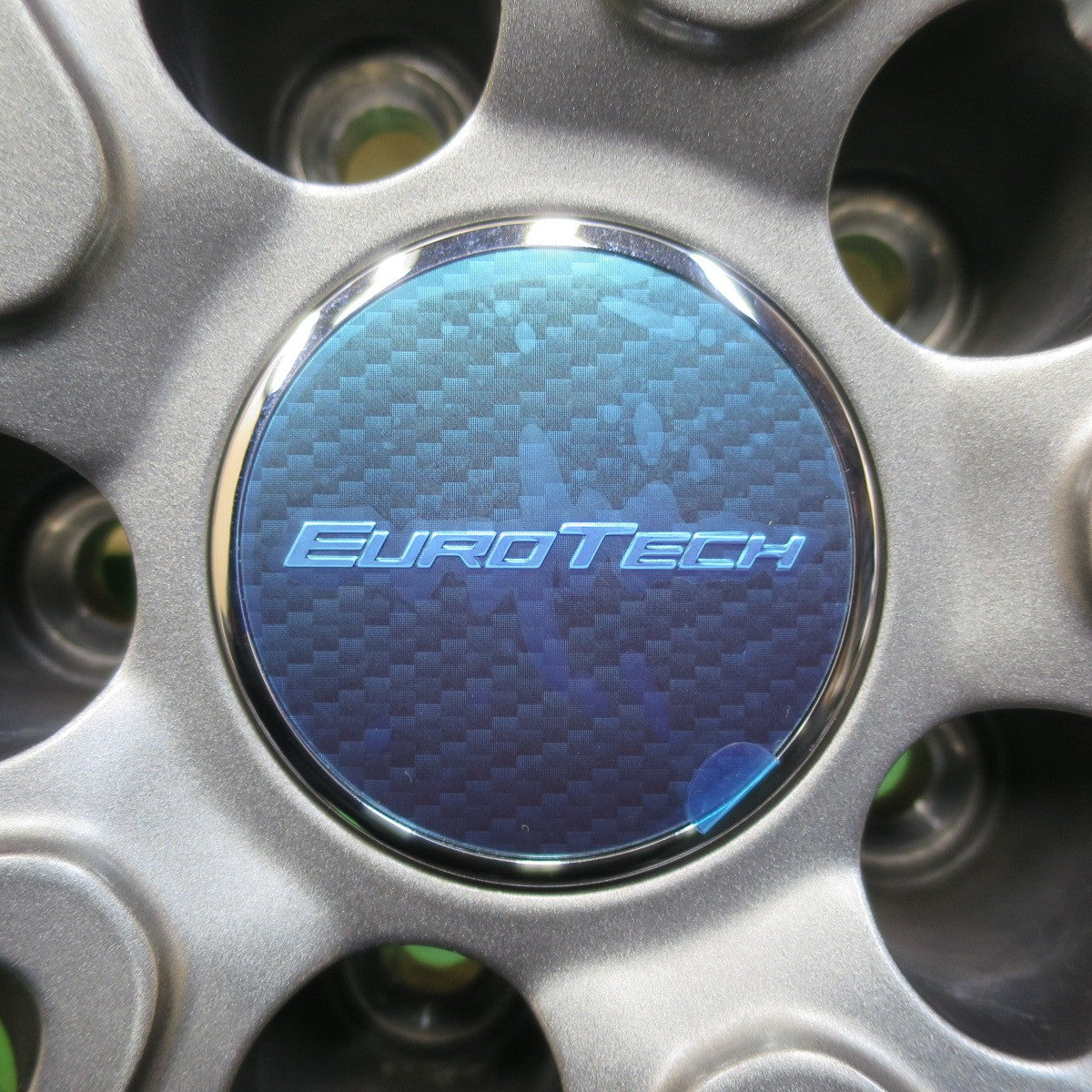 [送料無料] バリ溝！キレイ！9.5分★ワーゲン ティグアン 等 EUROTECH GAYA5 215/55R17 スタッドレス ヨコハマ アイスガード iG50 プラス ユーロテック ガヤ5 PCD112/5H★5010709イス
