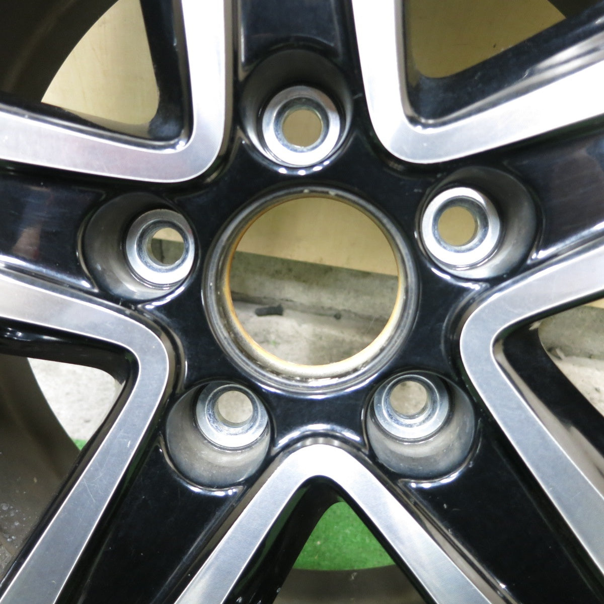 ほぼ未使用！24年！1本★ホンダ RU ヴェゼル 純正 ENKEI 215/55R17 コンチネンタル ウルトラコンタクト UC7 エンケイ 17インチ PCD114.3/5H★5080604ナノ