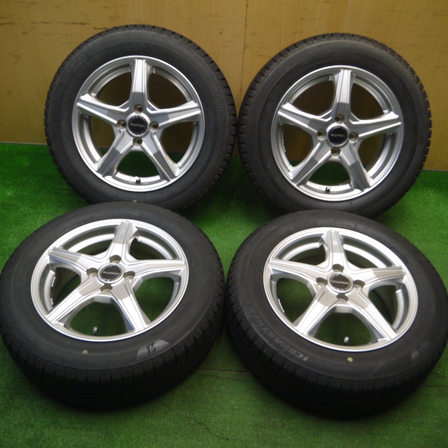 [送料無料] バリ溝！キレイ！9.5分★スタッドレス 175/65R15 ブリヂストン アイスパートナー2 BALMINUM バルミナ 15インチ PCD100/4H★4122001Hス