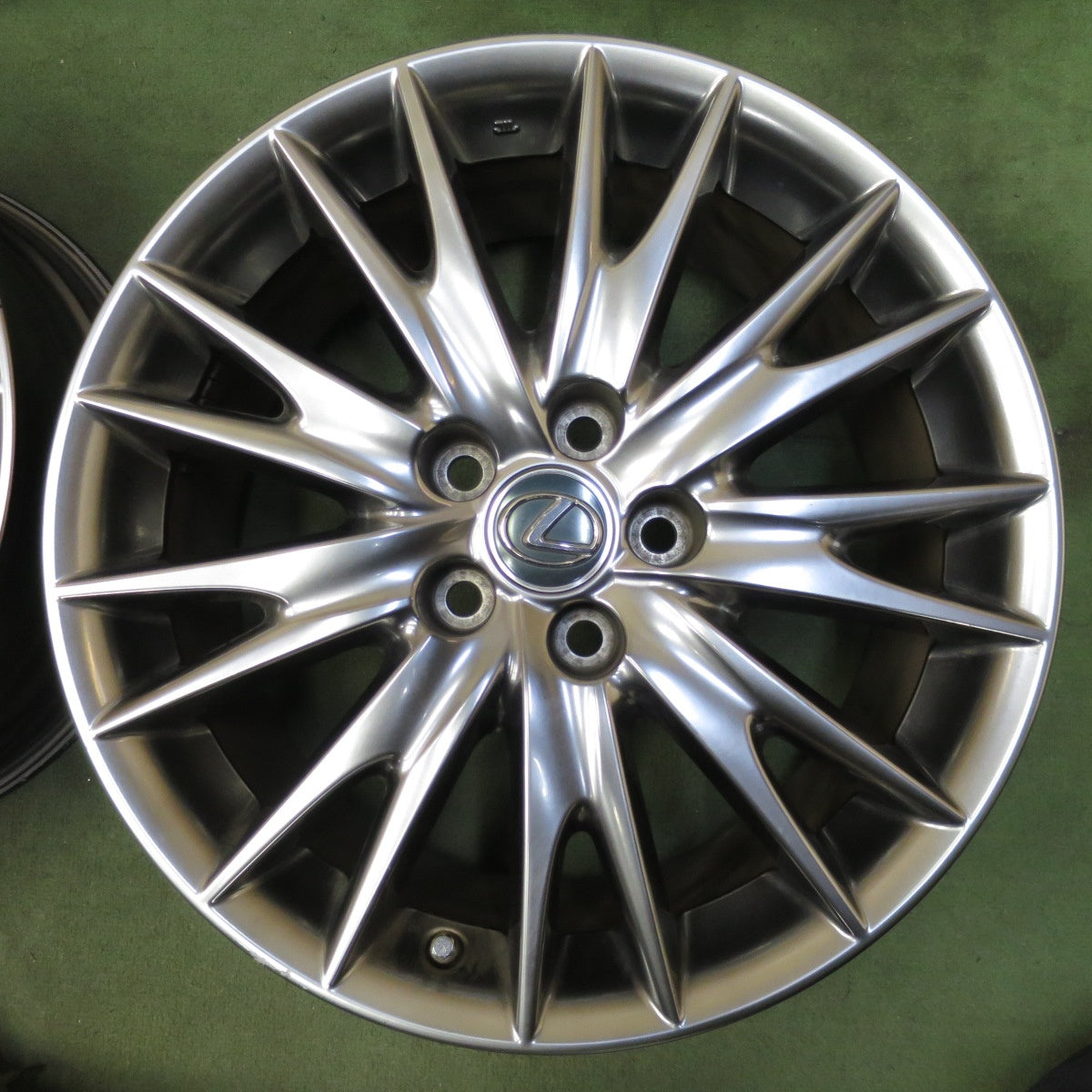 センサー付き◎レクサス GS バージョンL 純正 ホイール 18インチ 18×8J PCD114.3/5H◎6081101NGホ