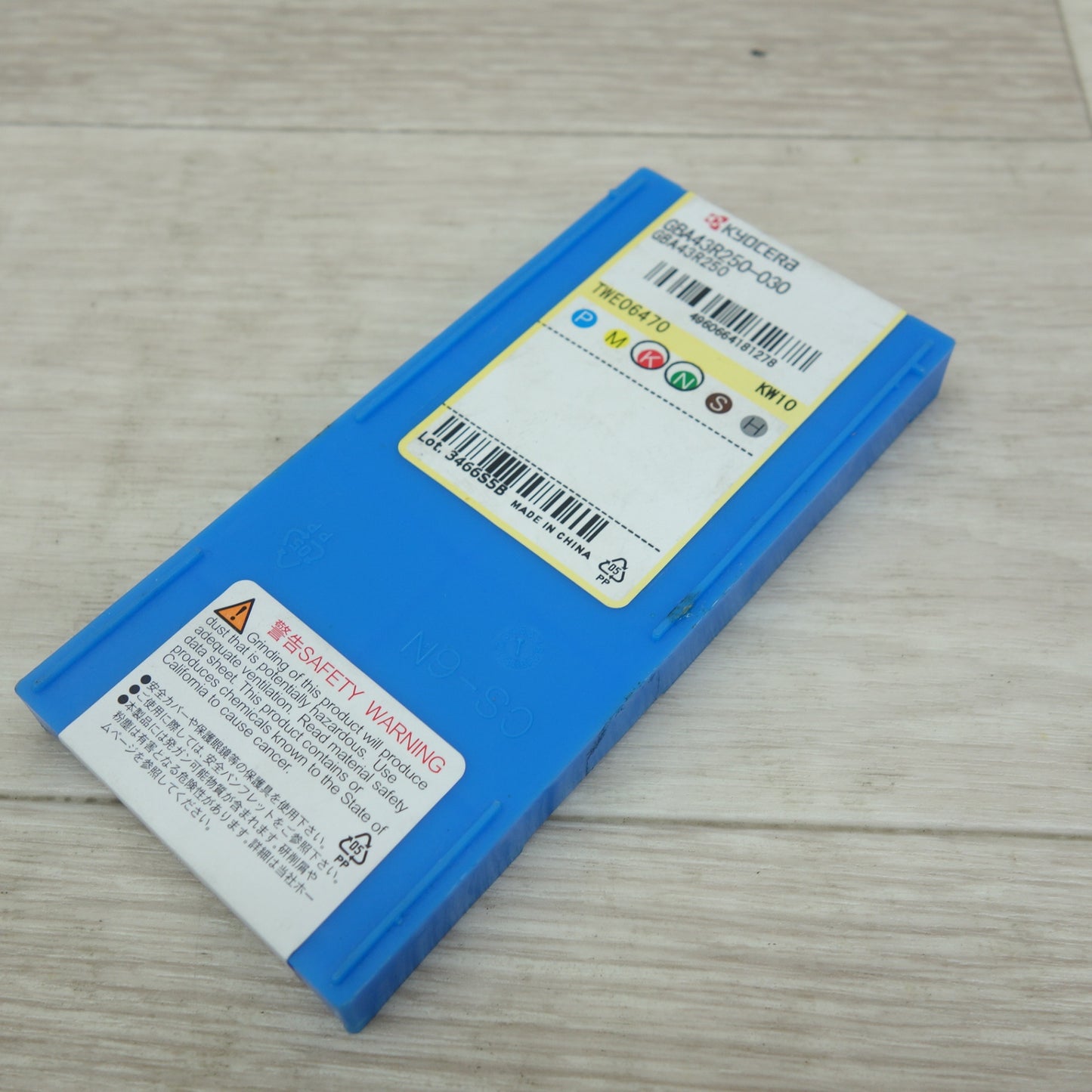 [送料無料] 未使用！3点☆KYOCERA 京セラ チップ GBA43R250-030 GBA43R250 TWE06470 KW10☆
