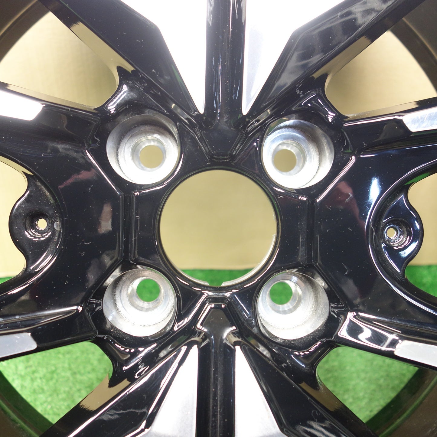 4本価格★プジョー 208 GT 純正 MOPAR ホイール 17インチ 17×7J PCD108/4H★5121402KTホ