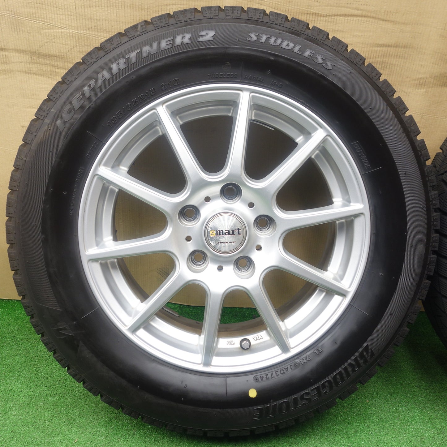 バリ溝！24年！9.5分★スタッドレス 195/65R15 ブリヂストン アイスパートナー2 smart MANARAY SPORT スマート マナレイ 15インチ PCD114.3/5H★6011901KTス
