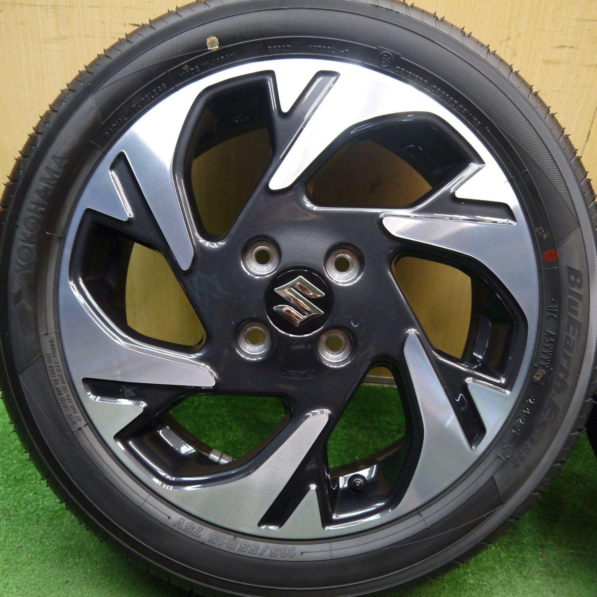 大幅値下げ！送料込！新車外し mk54s スペーシア純正15インチホイール４本 大幅値下げ！送料込！新車外し mk54s スペーシア純正15インチ