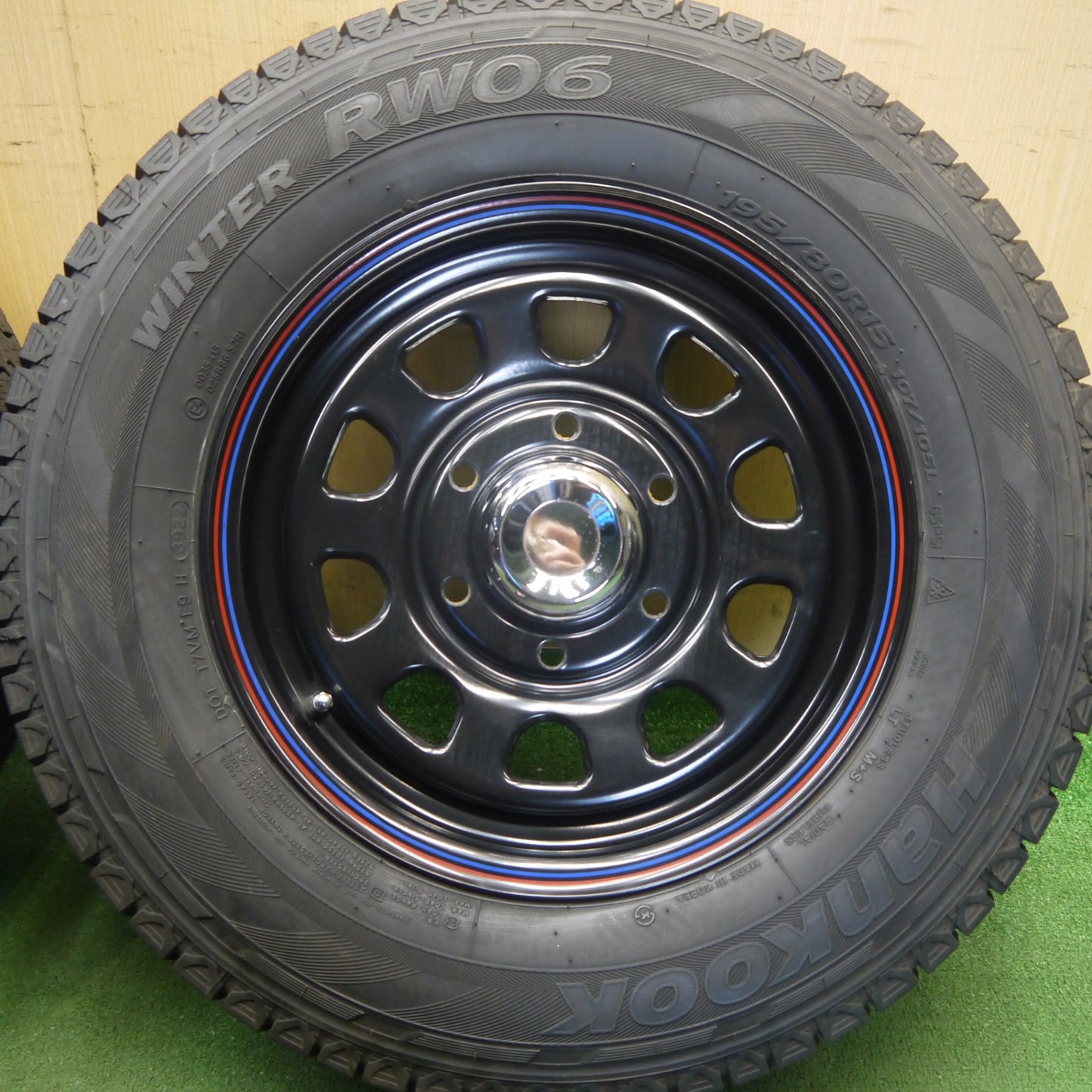 バリ溝！22年！キレイ！9.5分★スタッドレス 195/80R15 107/105L ハンコック ウインター RW06 DAYTONA デイトナ スチール 15インチ PCD139.7/6H★6060302Hス