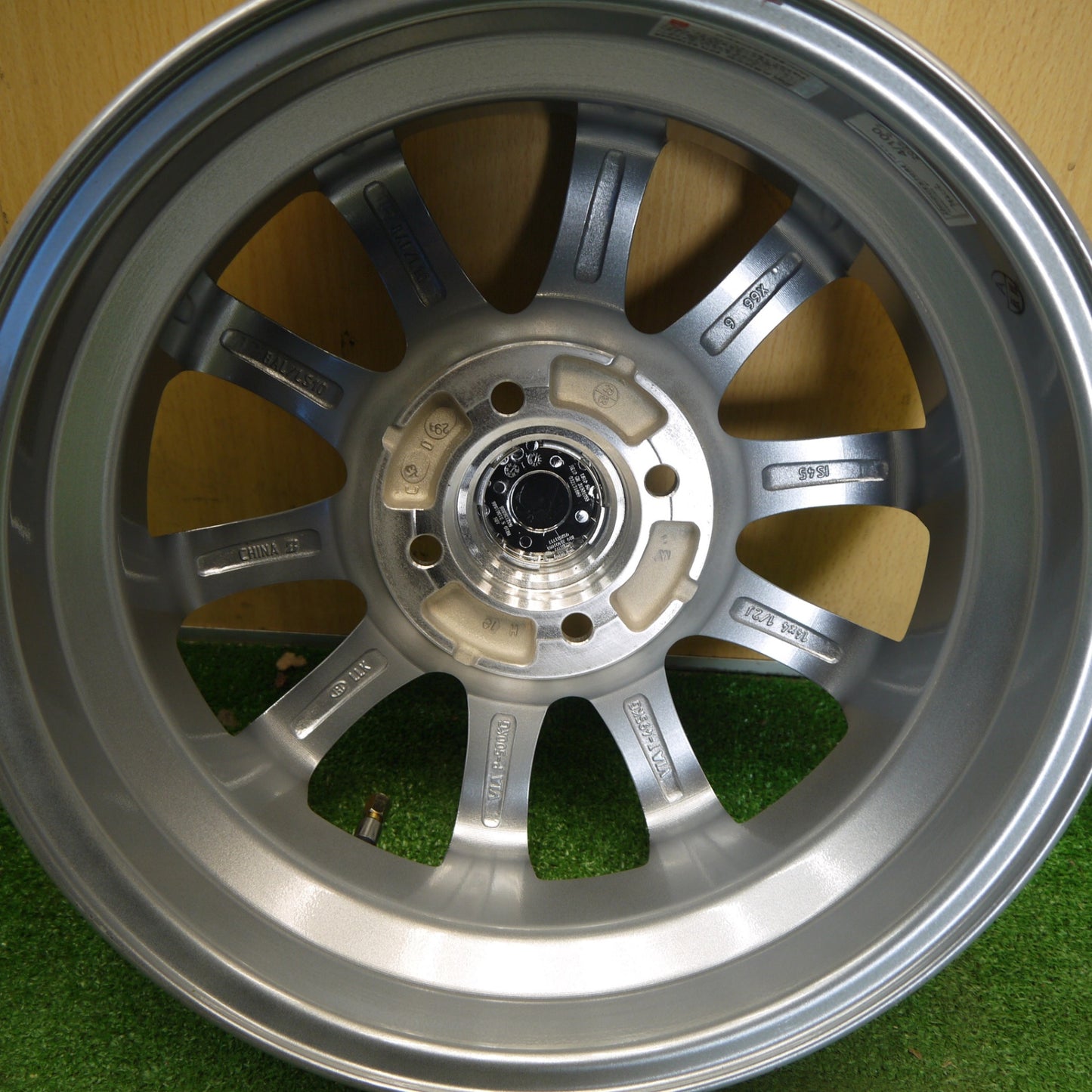 未使用★BALMINUM LS10 バルミナ 14インチ ホイール 14×4.5J PCD100/4H★6042204Hホ
