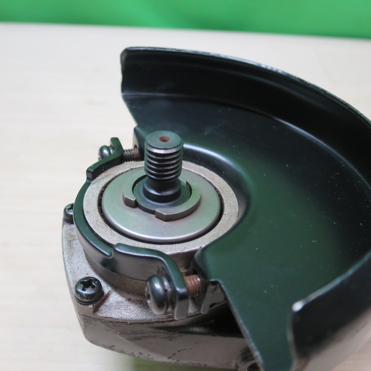 [送料無料] ☆HiKOKI 100mm 電子 ディスクグラインダ G10BYE 電動 工具 研摩 機 研削 コード式 ブレーキ付 ハイコーキ 日立工機☆