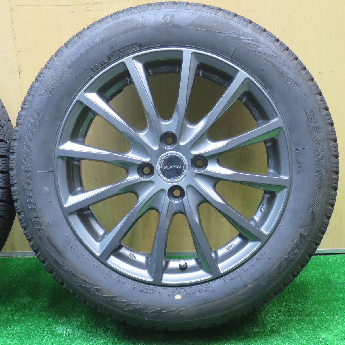 バリ溝！23年！キレイ！9分★スタッドレス 185/60R16 ブリヂストン ブリザック VRX2 BALMINUM バルミナ 16インチ PCD100/4H★5100806NJス