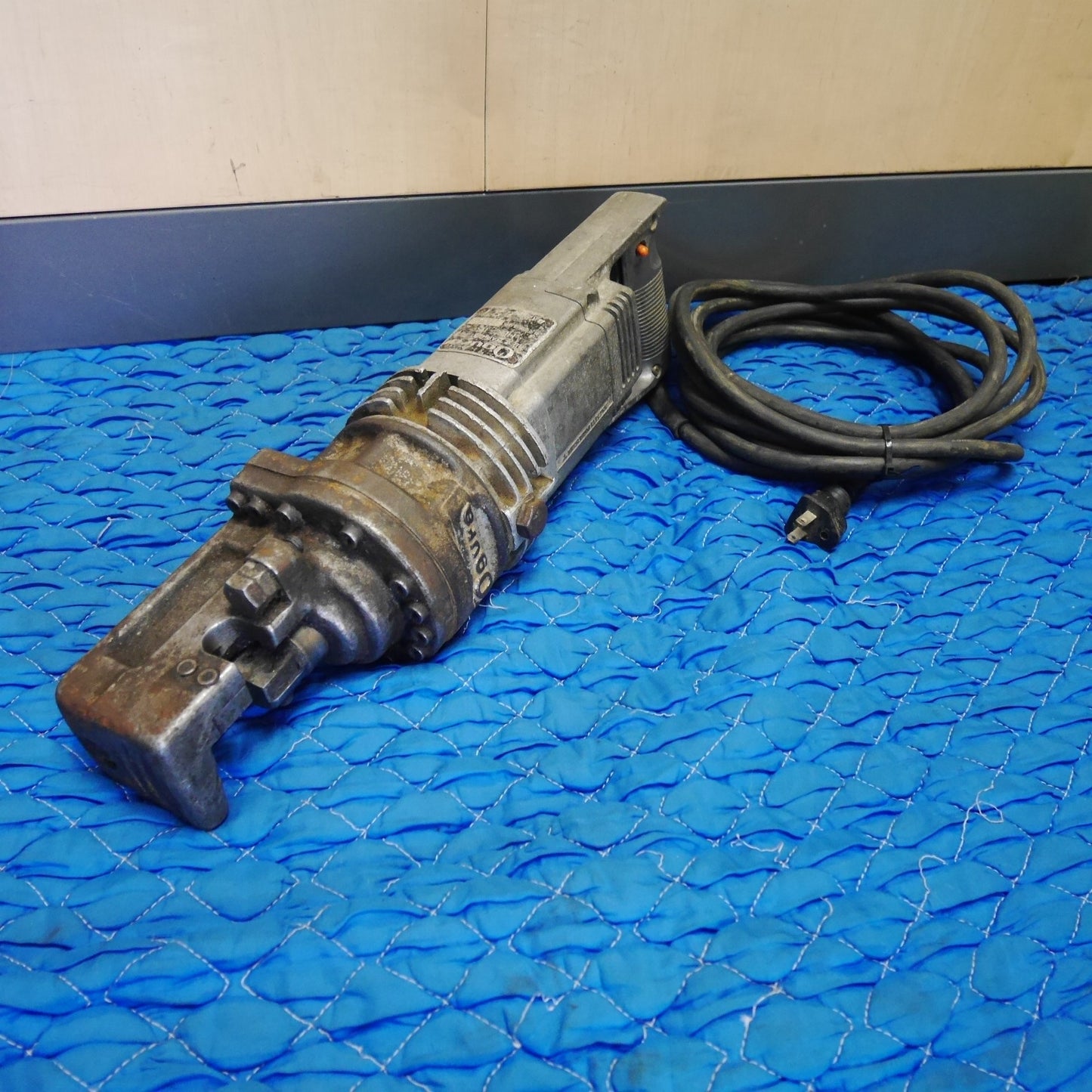 [送料無料] ☆Ogura オグラ 電動 油圧式 鉄筋 カッター HBC-16 電動 工具 切断機 コード式☆