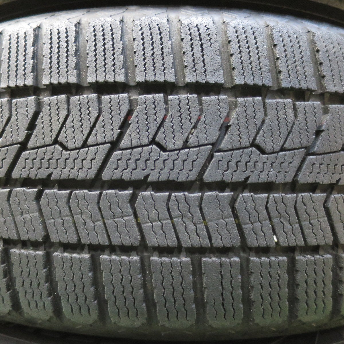 バリ溝！22年！9分★BMW 等 KELLENERS Sport 205/60R16 スタッドレス トーヨー オブザーブ GIZ2 ケレナーズ スポーツ 16インチ PCD120/5H★5122302イス
