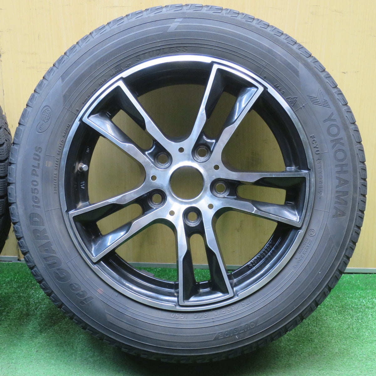 バリ溝！8.5分★MINI F56 等 Kelleners Jr E5 175/65R15 スタッドレス ヨコハマ アイスガード iG50 プラス ケレナーズ ジュニア 15インチ PCD112/5H★6032603NJノ