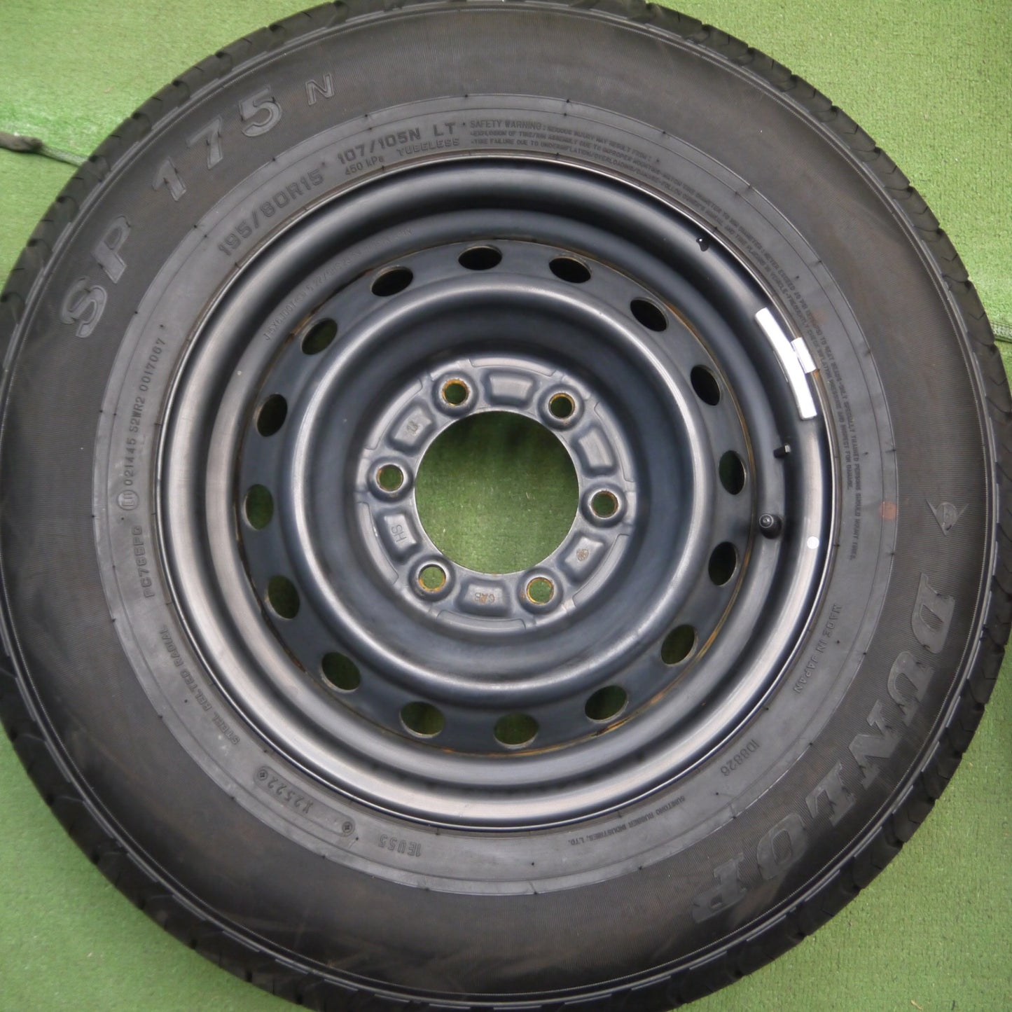 *送料無料* バリ溝！22年！キレイ！9.5分★トヨタ ハイエース 純正 スチール 195/80R15 107/105N ダンロップ SP175N PCD139.7/6H★4053106Hノ