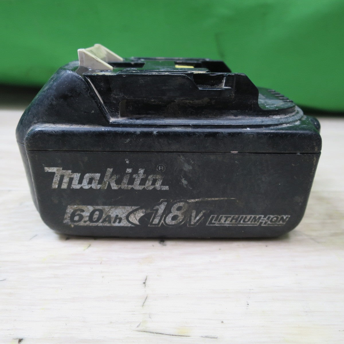 [送料無料] ☆マキタ リチウム イオン バッテリー Li-ion 18V 6.0Ah 108Wh BL1860B 電動 工具☆