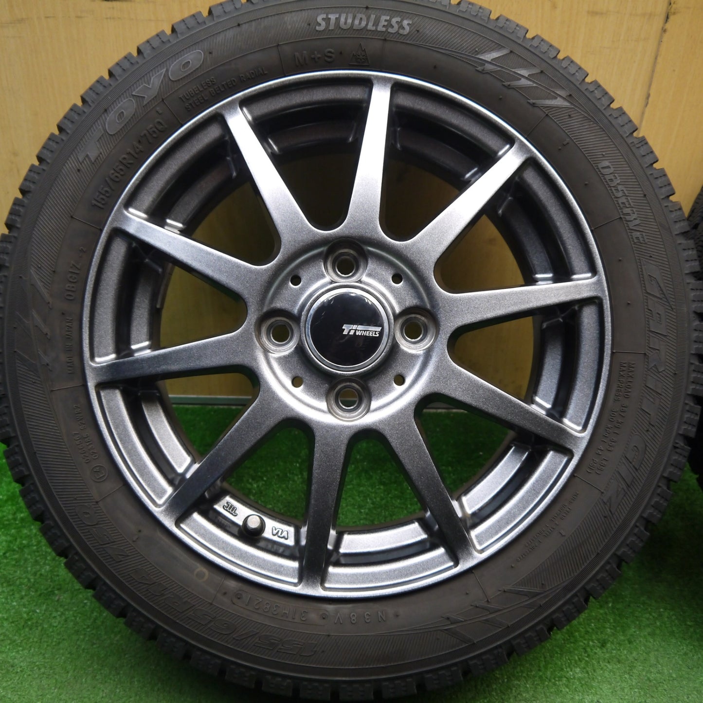 バリ溝！9.5分★スタッドレス 155/65R14 トーヨー オブザーブ ガリット GIZ Ti WHEELS 14インチ PCD100/4H★6030305Hス