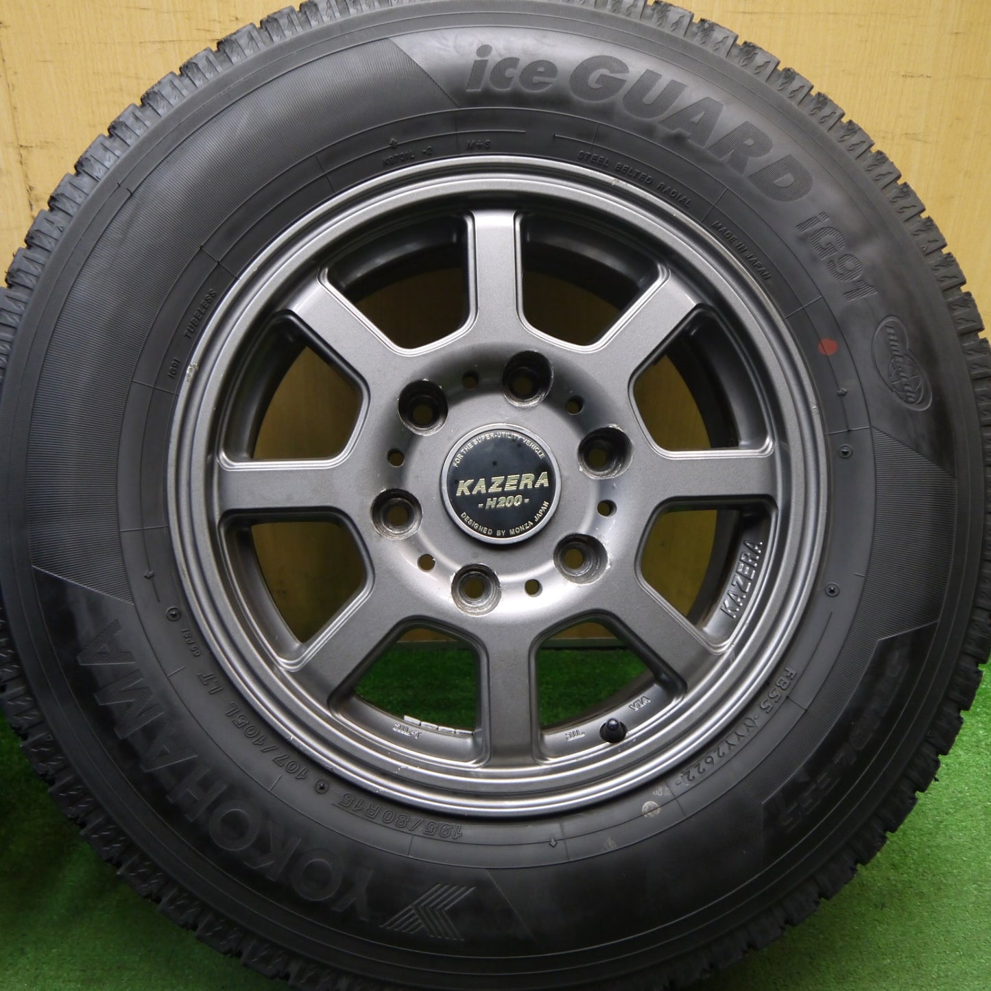 4本価格！22年★ハイエース 等 スタッドレス 195/80R15 107/105L ヨコハマ アイスガード iG91 KAZERA H200 カゼラ 15インチ PCD139.7/6H★5071603Hス
