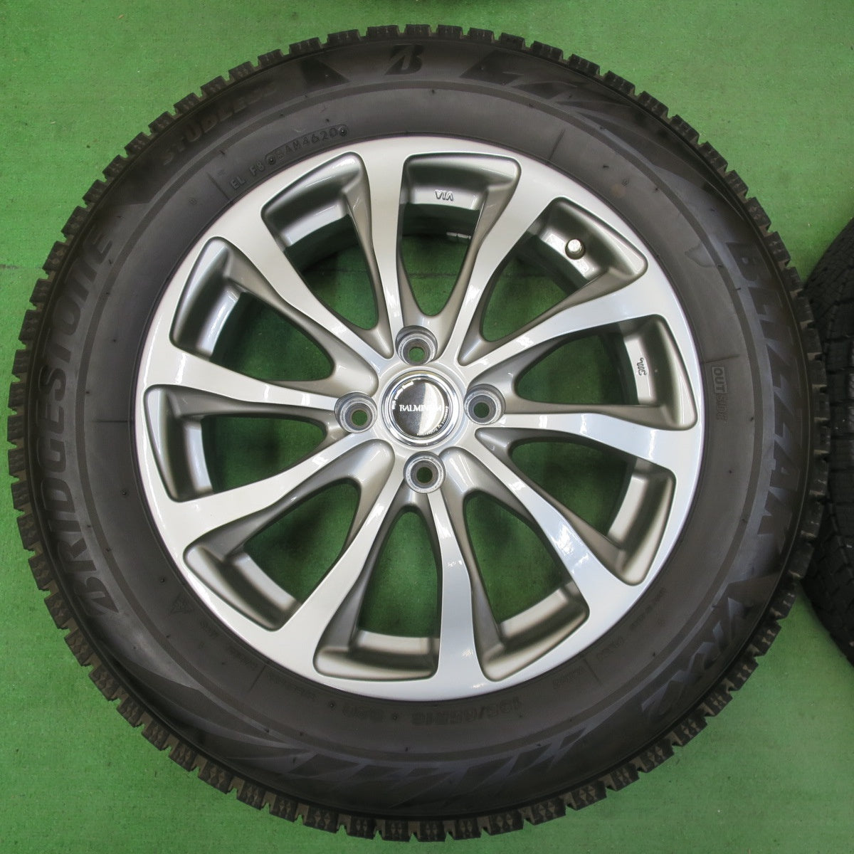 [送料無料] キレイ！20年★スタッドレス 195/65R16 ブリヂストン ブリザック VRX2 BALMINUM バルミナ 16インチ PCD100/4H★4111503イス