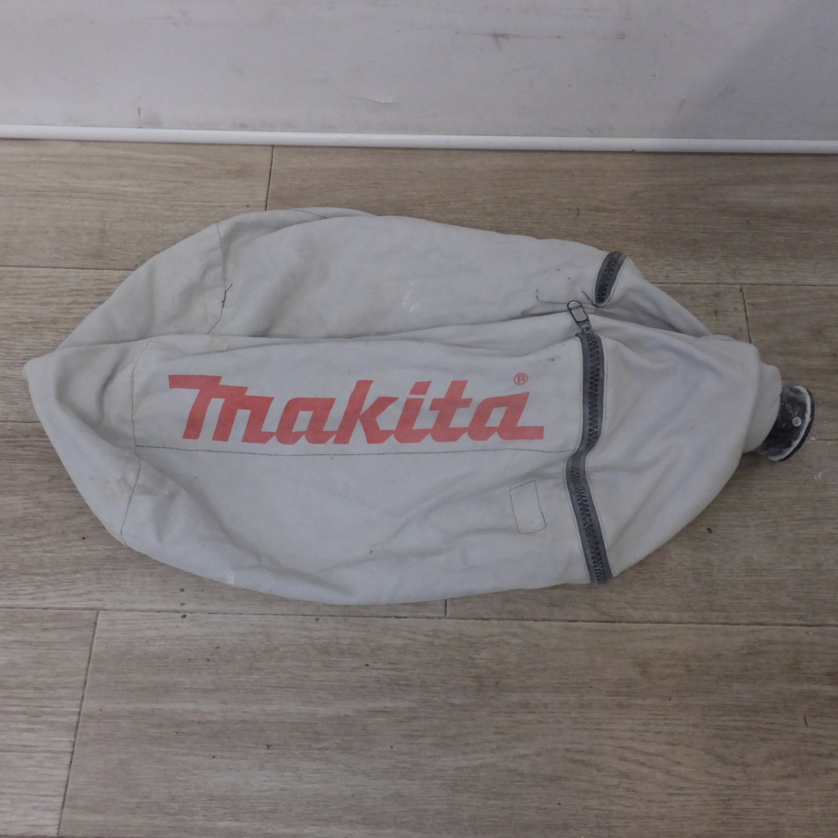 ★マキタ makita 小型集じん機 450 屋内用　100V 5.5A 50-60Hz 520W★