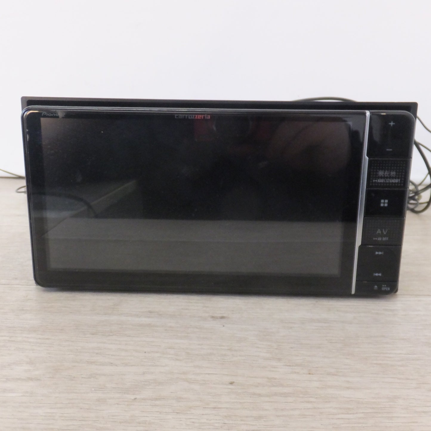 [送料無料] ★カロッツェリア carrozeria AV一体型メモリーナビゲーション 楽ナビ AVIC-RW710[8]★