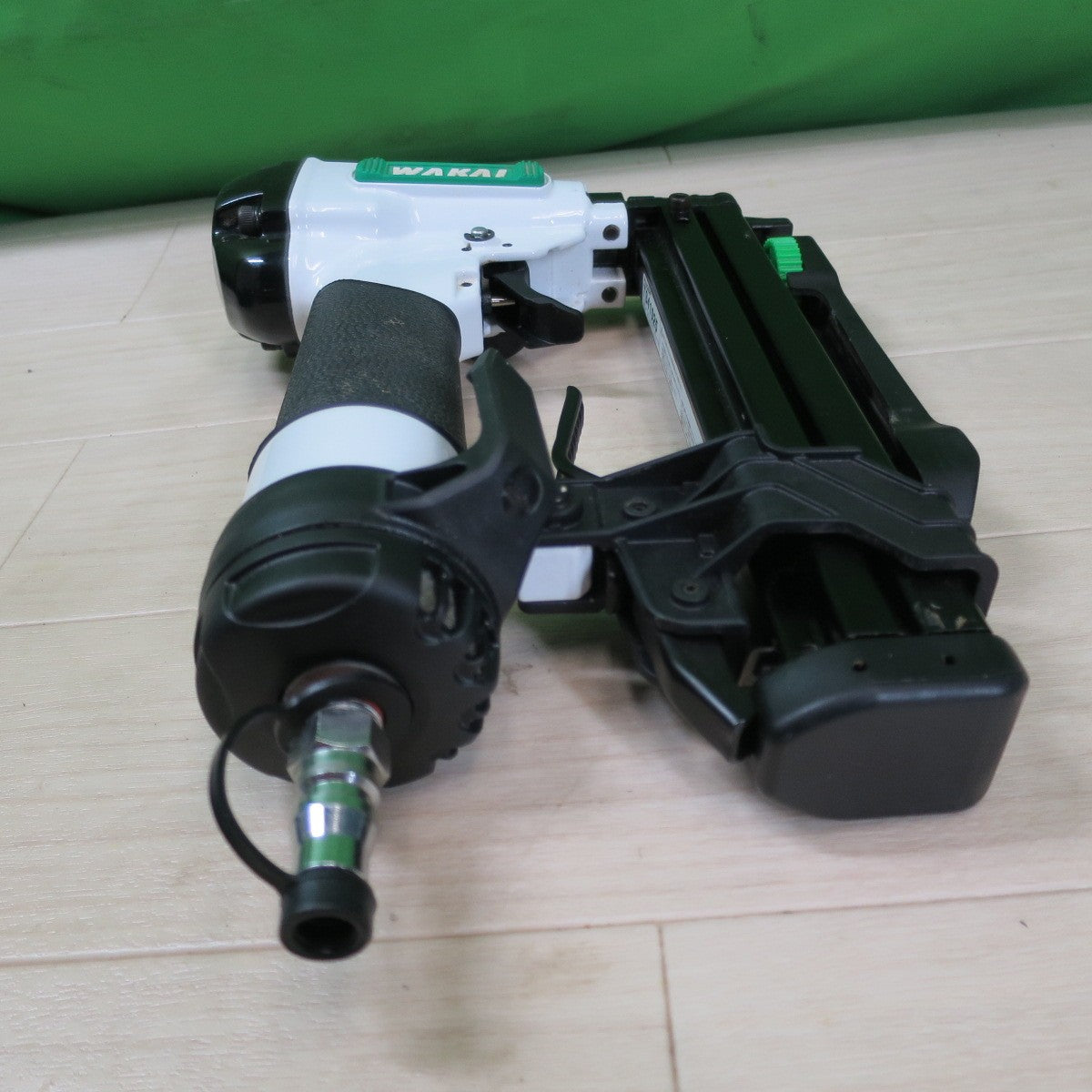 [送料無料] キレイ☆WAKAI ワカイ エア タッカー TS41025 エアー ツール 工具 釘打ち機 釘打機 若井産業☆