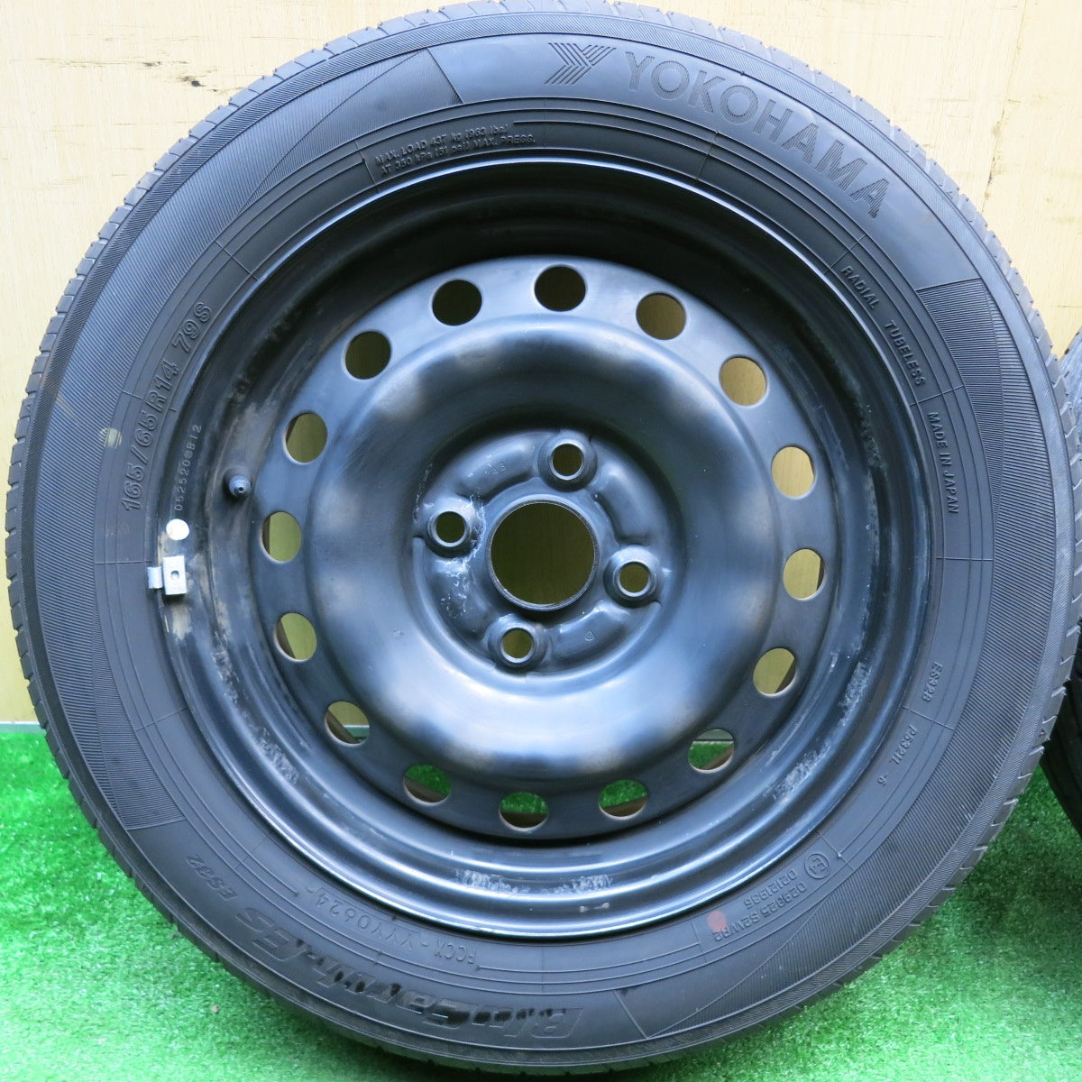 4本価格！24年★165/65R14 ヨコハマ BluEarth-ES ES32 スチール ホイール ブルーアース 14インチ PCD100/4H★6022614HAノ