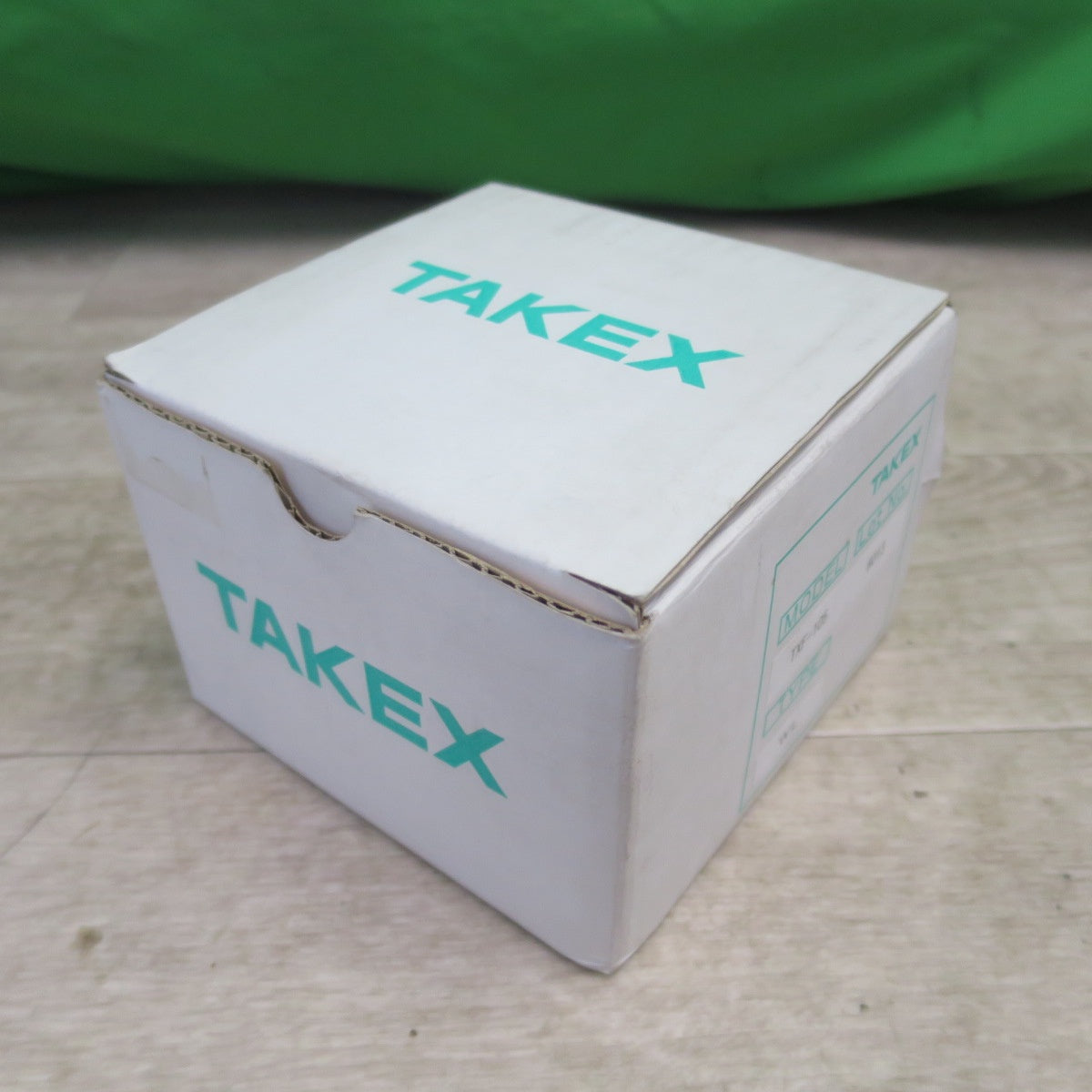 [送料無料] 未使用☆TAKEX パッシブセンサ 送信機 TXF-105 小電力型 ワイヤレス セキュリティシステム 4周波切替対応型☆