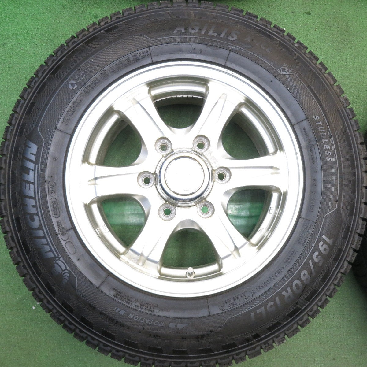 バリ溝！9分◎KEELER 195/80R15 107/105R スタッドレス ミシュラン AGILIS X-ICE キーラー 15インチ PCD139.7/6H◎6101101HAス