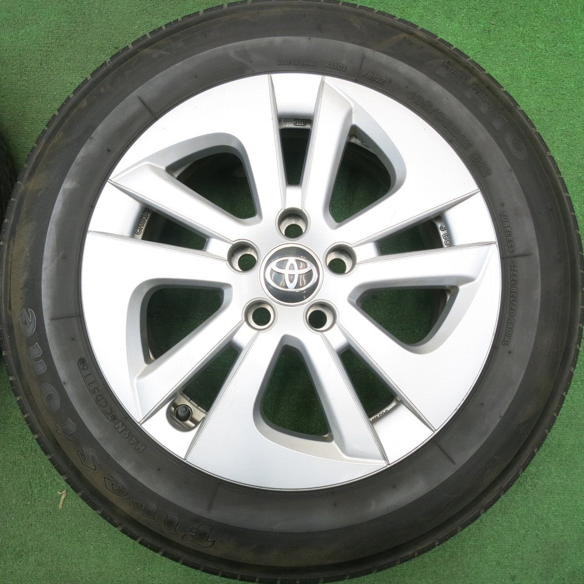 4本価格★トヨタ 50系 プリウス 純正 195/65R15 ファイアストン FR10 15インチ PCD100/5H★5052305HAノ