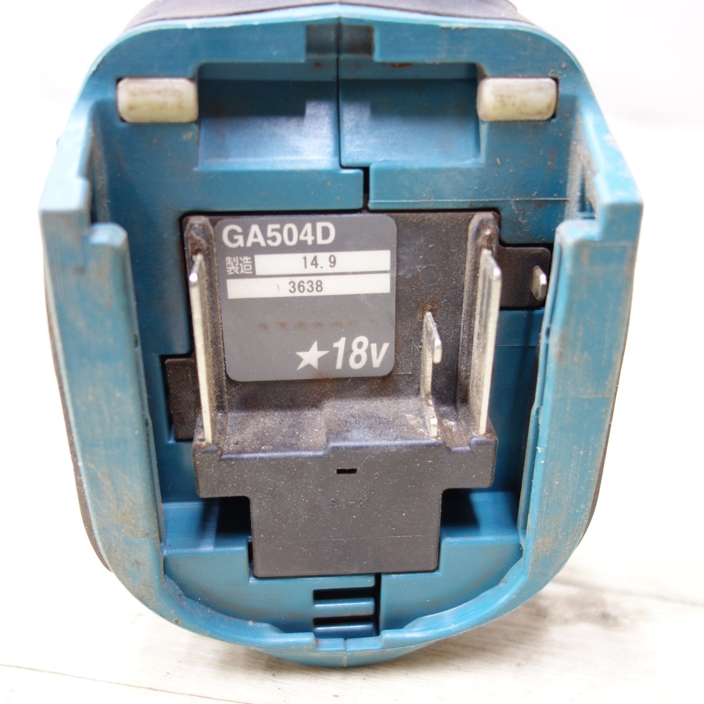 [送料無料] ◆makita マキタ 125mm 充電式ディスクグラインダ GA504D 18V 研磨機 電動工具 本体のみ◆