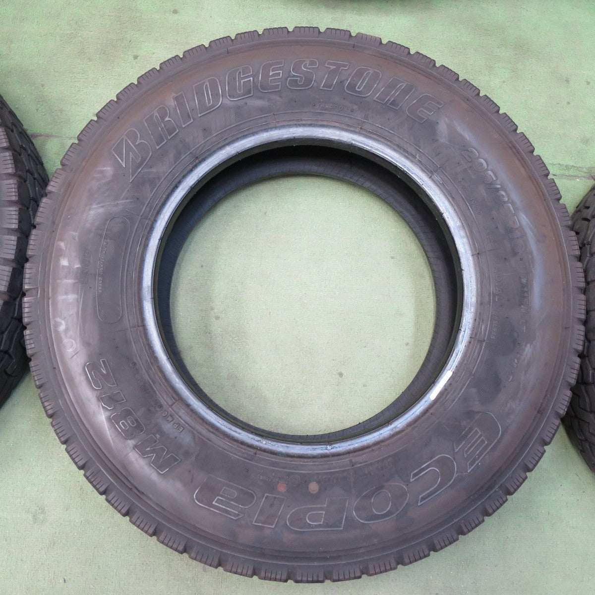 バリ溝！25年！8.5分！6本★トラック タイヤ 205/85R16 117/115N ブリヂストン エコピア M812 ミックス オールシーズン 16インチ★5102312イスタ