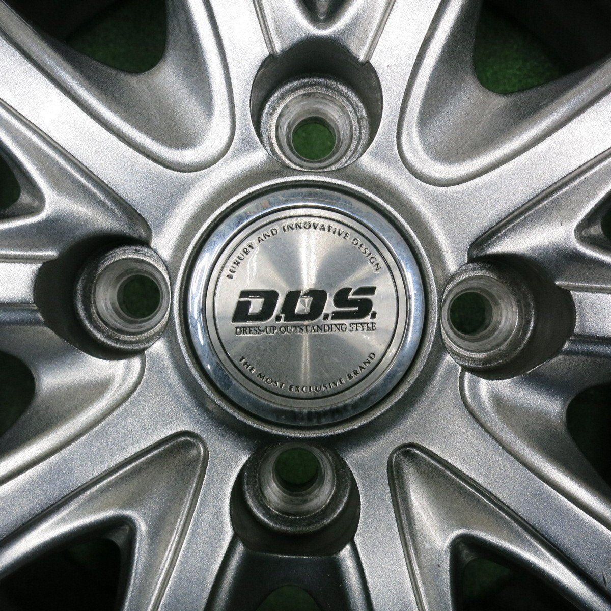 バリ溝！キレイ！8.5分★スタッドレス 175/65R15 トーヨー オブザーブ GIZ2 D.O.S. DOS 15インチ PCD100/4H★5010202NJス