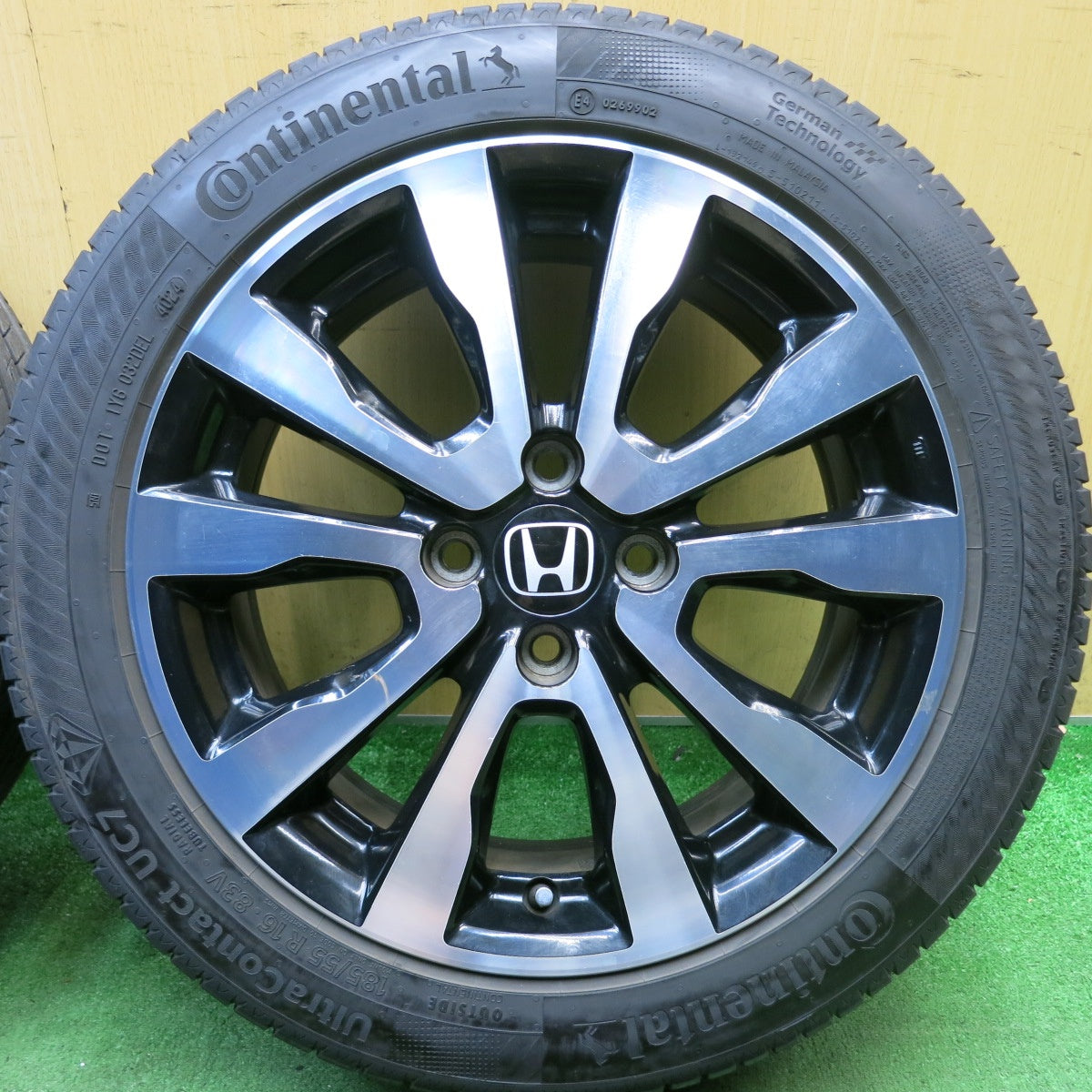 バリ溝！24年！9.5分◎ホンダ GE8 フィット RS 純正 185/55R16 コンチネンタル ウルトラコンタクト UC7 16インチ PCD100/4H◎6080605HAノ