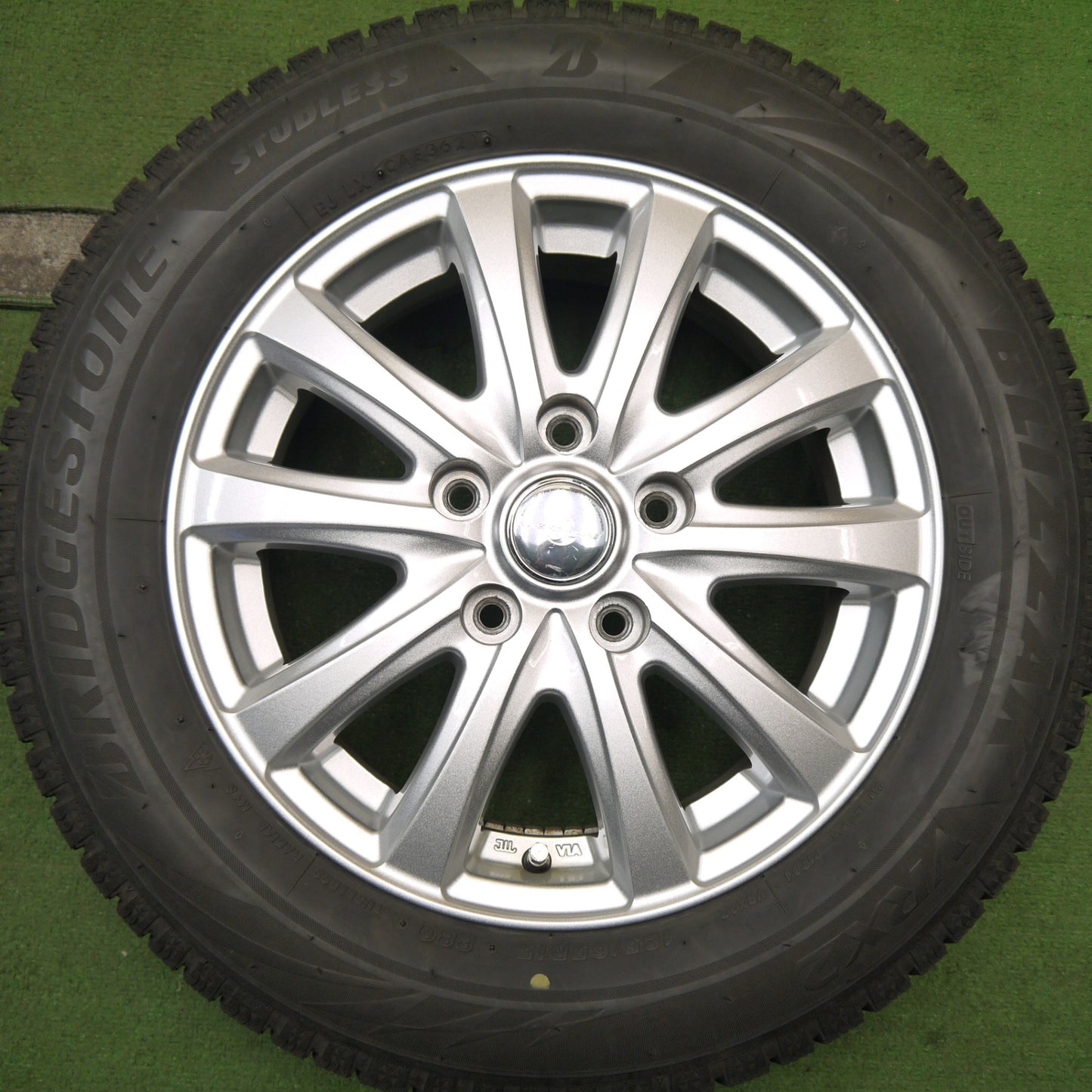 キレイ！21年★スタッドレス 185/65R15 ブリヂストン ブリザック VRX2 ENERGYLINE エナジーライン 15インチ PCD114.3/5H★5053007Hス