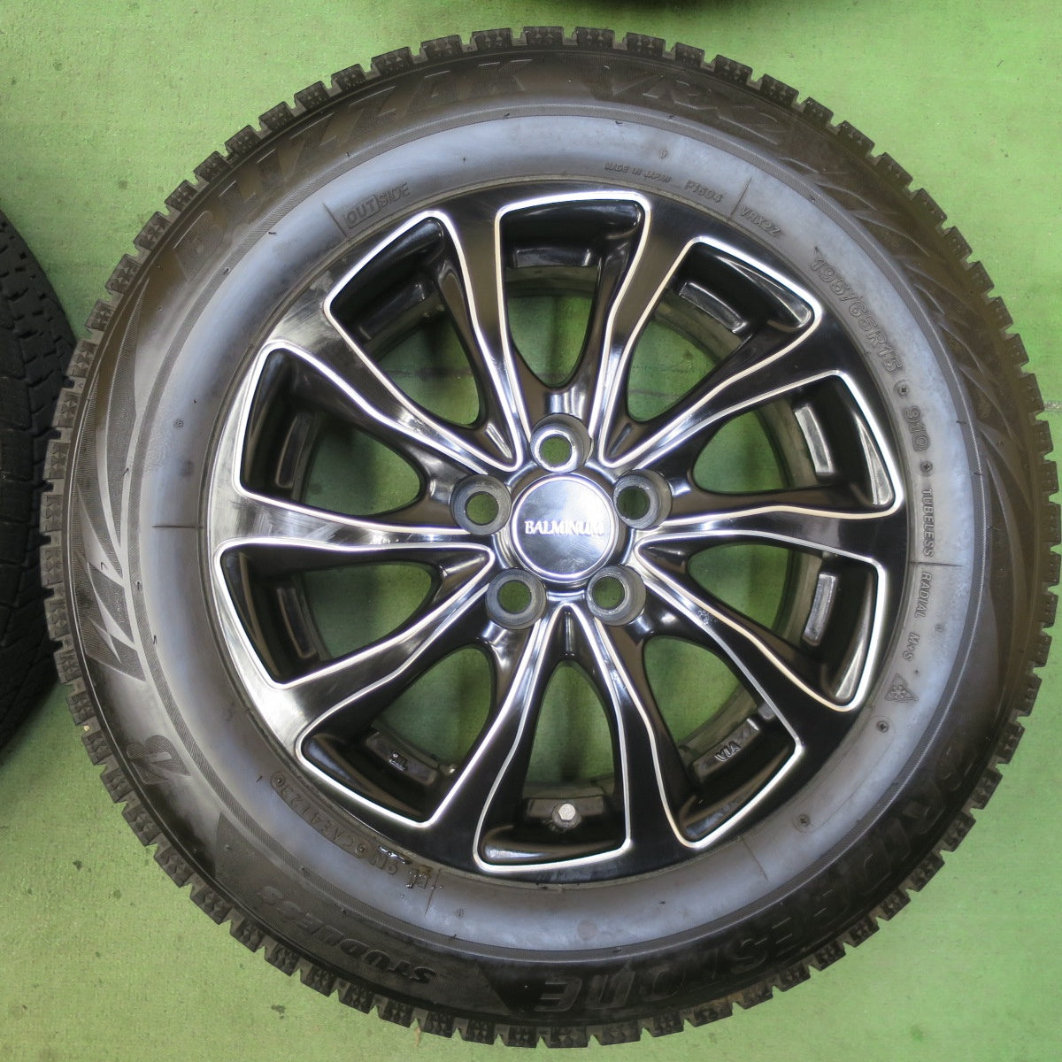 バリ溝！23年！9分★プリウス 等 195/65R15 スタッドレス ブリヂストン ブリザック VRX2 BALMINUM バルミナ 15インチ PCD100/5H★5090302TTス