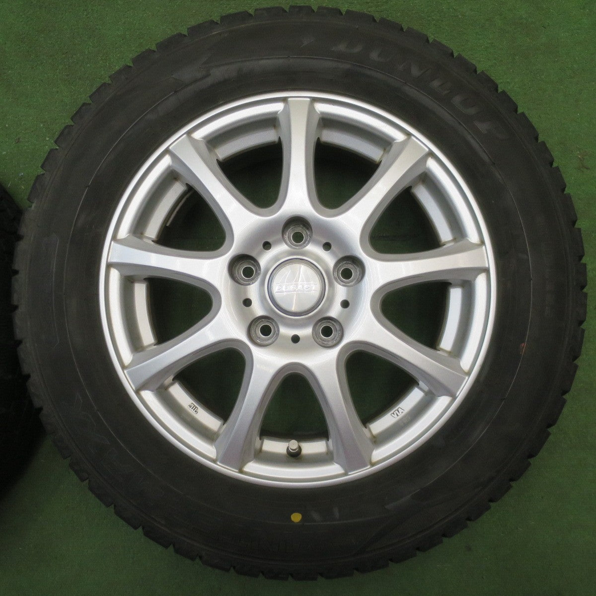 バリ溝！9分★スタッドレス 195/65R15 ダンロップ ウインターマックス WM02 DUFACT デュファクト 15インチ PCD114.3/5H★6042201NJス