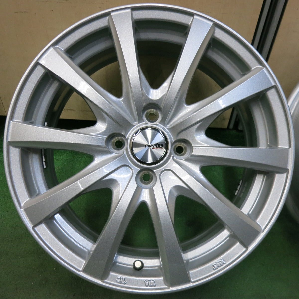 未使用★ravrion RS01 weds ラブリオン ウェッズ 16インチ ホイール 16×6J PCD100/4H★5041817SYホ