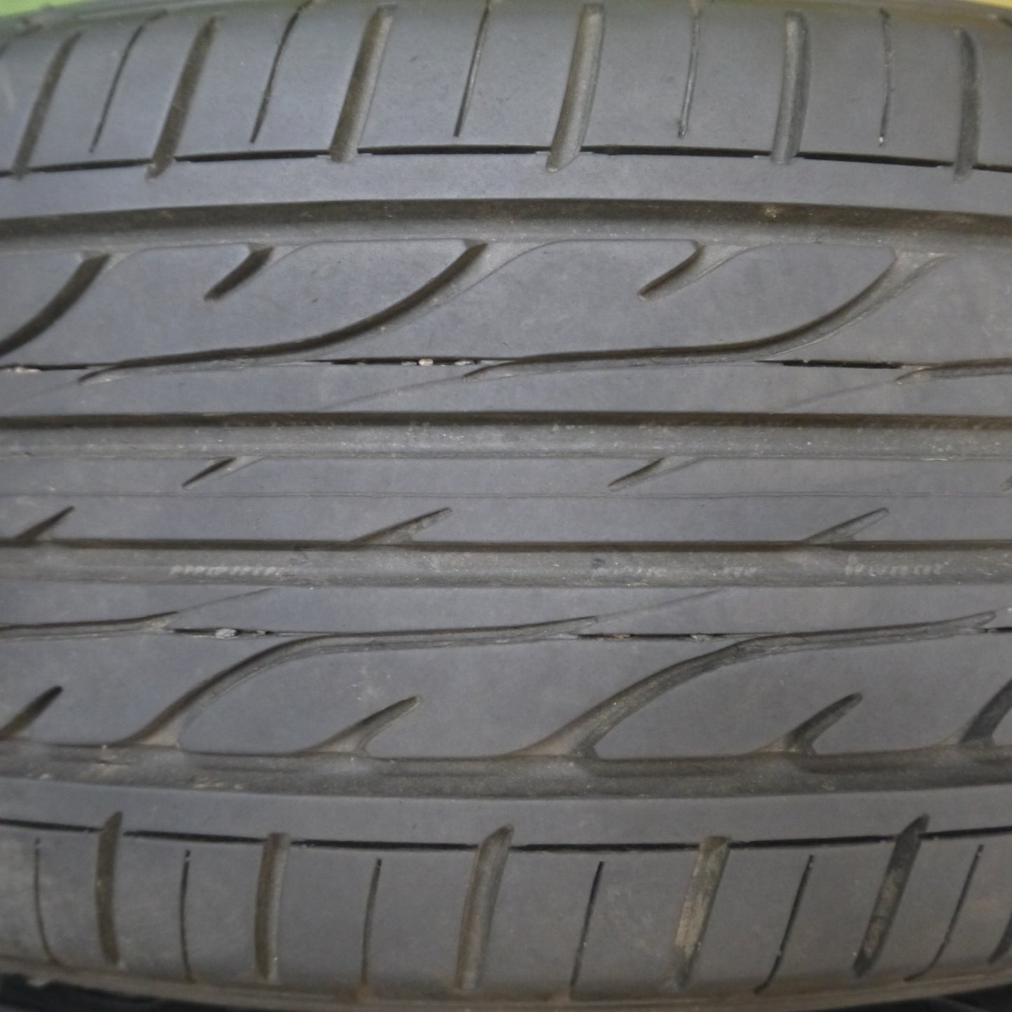*送料無料* バリ溝！23年！9.5分★トヨタ 30系 プリウス 純正 195/65R15 ダンロップ EC202 15インチ PCD100/5H★4053101Hノ