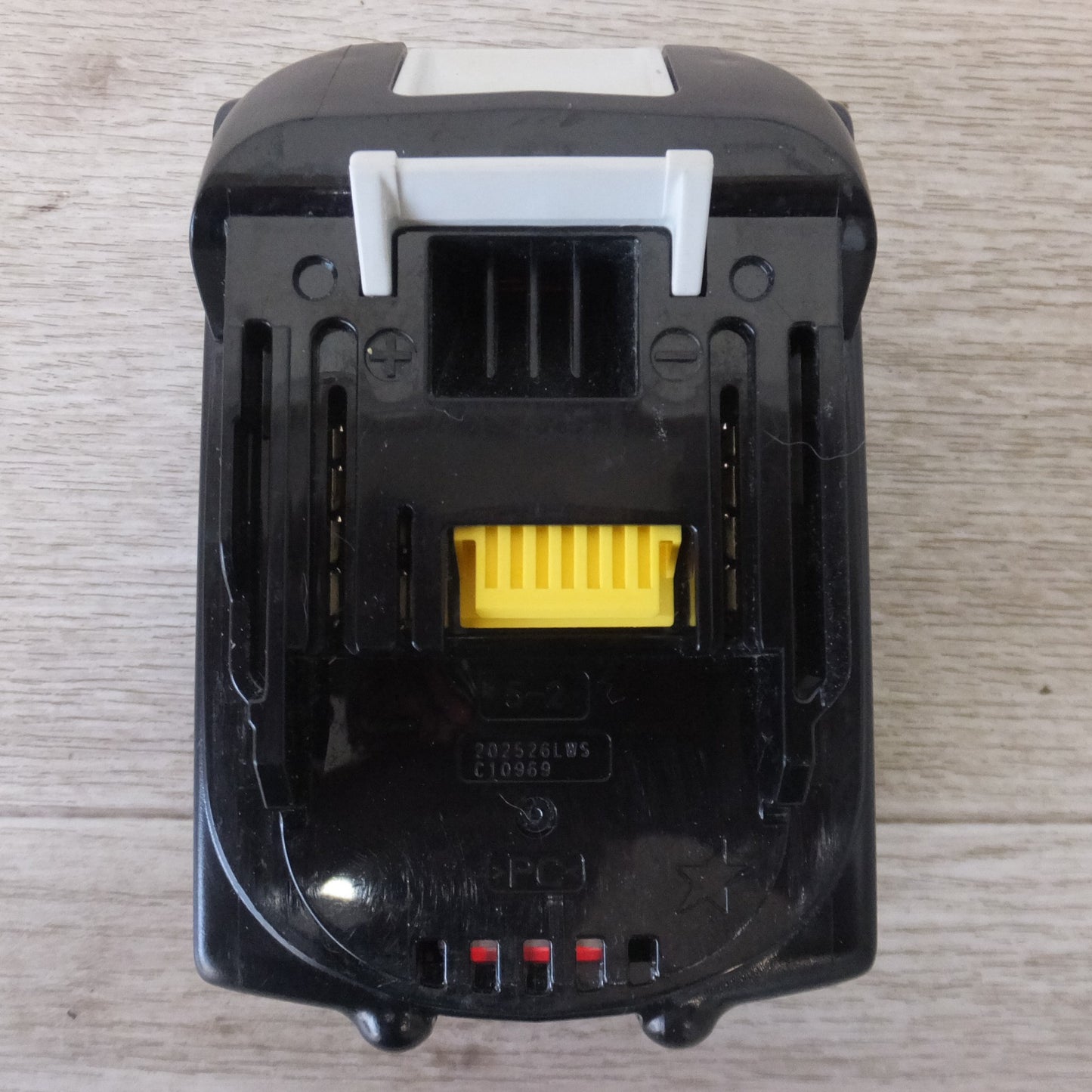 [送料無料] ★マキタ makita バッテリ BL1860B　DC18V 6.0Ah 108Wh Li-ion20　雪マーク★