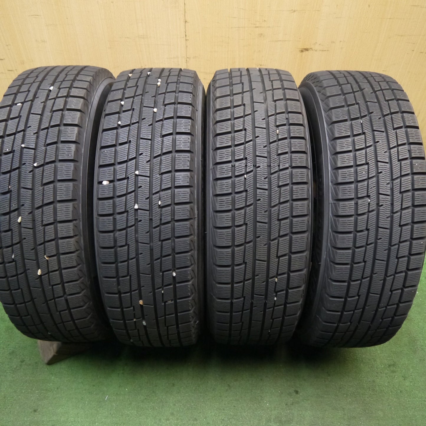 バリ溝！23年！ほぼ10分★スタッドレス 185/65R15 プラクティバ アイス BP02 ヨコハマ製 D.O.S. DOS 15インチ PCD114.3/5H★5071501Hス